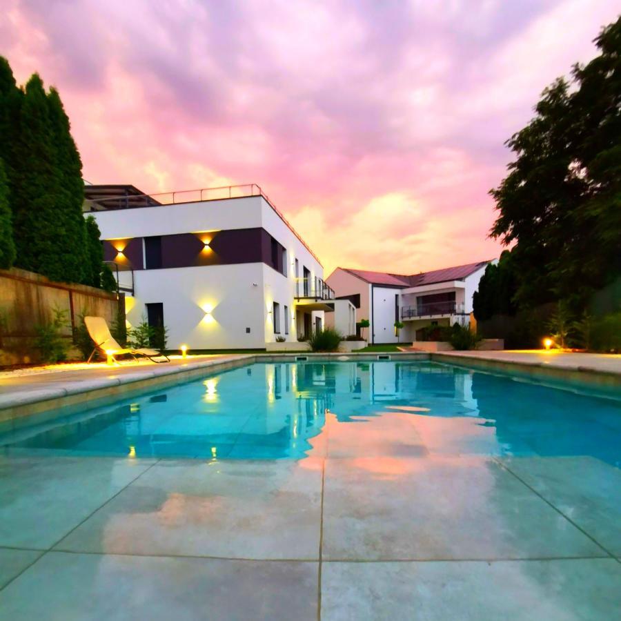 Lavida Deluxe Villa Hajduszoboszlo Exterior photo